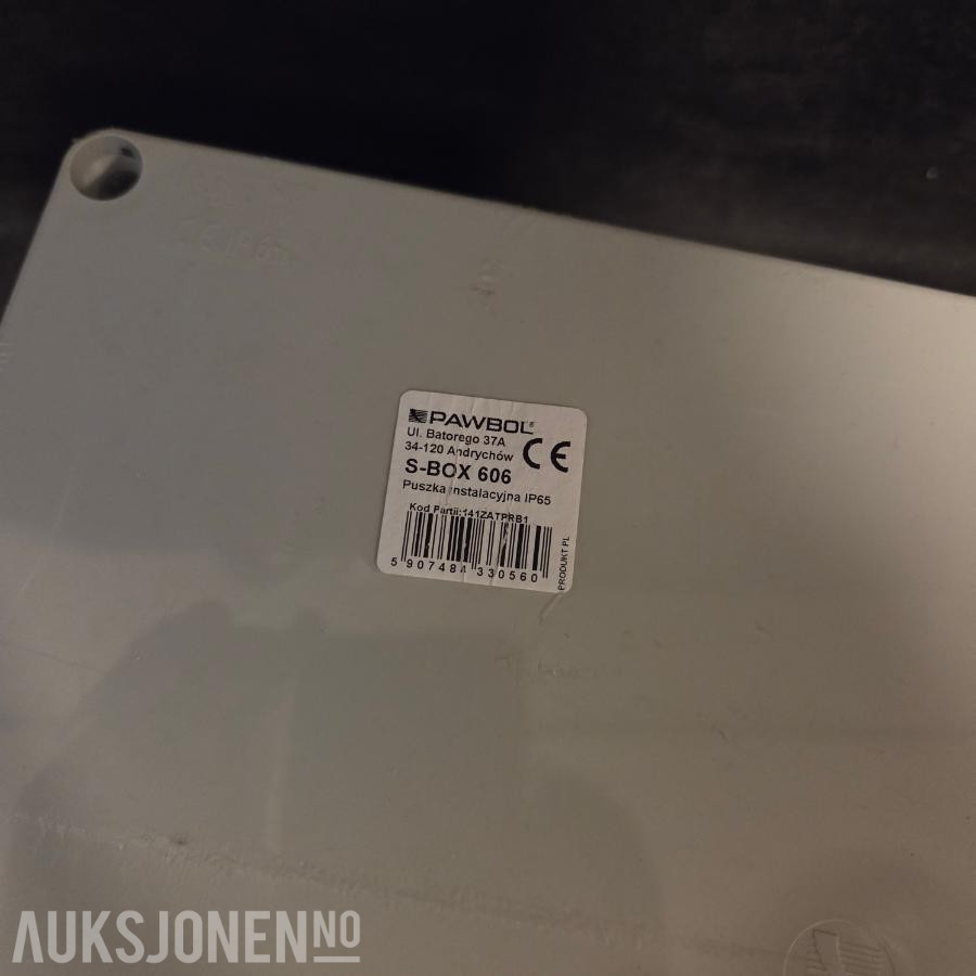 Elektromateriell (kraft, belysning, automasjon, nettverk, VVS-styring, installasjon)